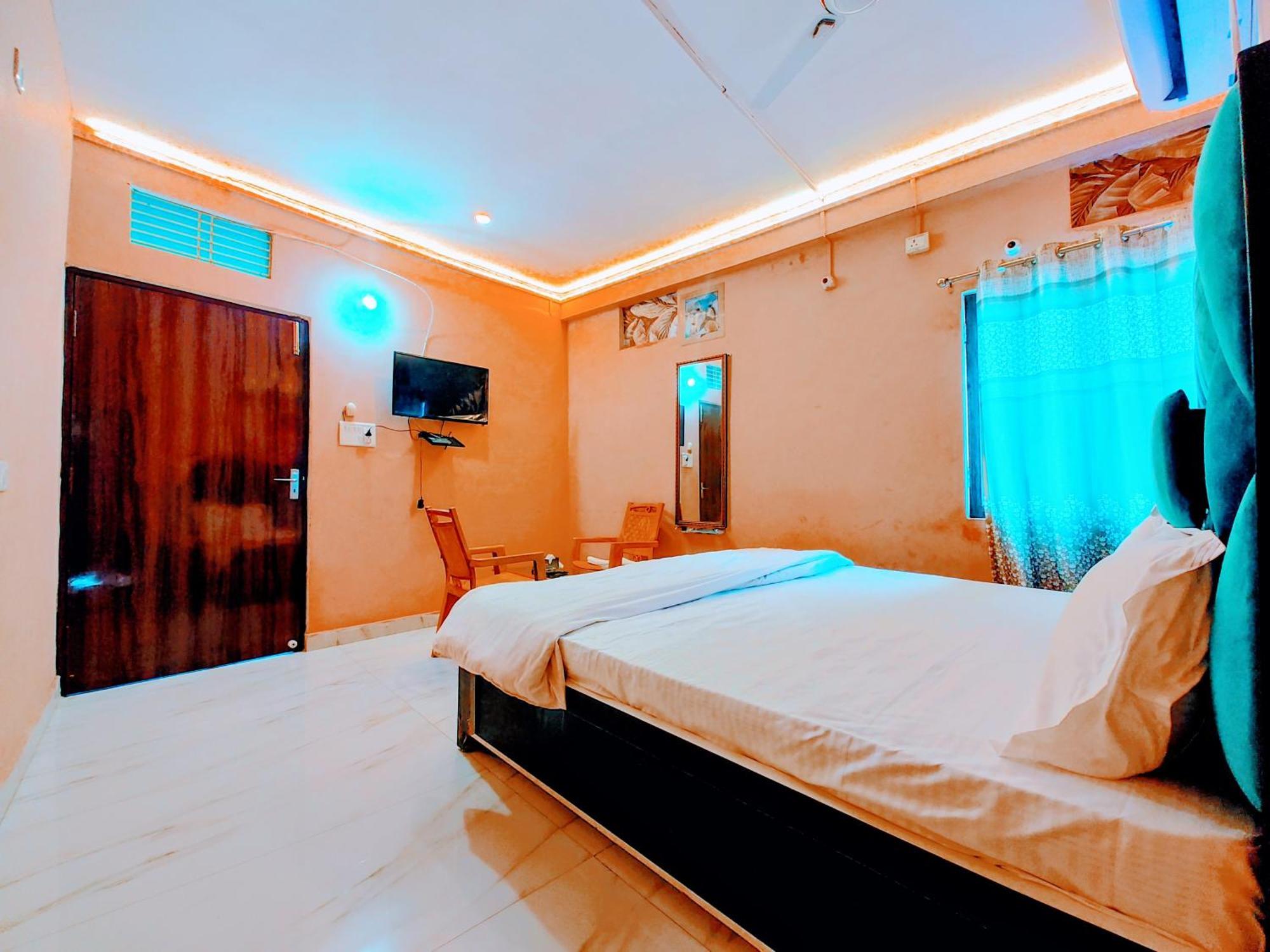 De Costa Palace - Pick And Drop Available พาราณสี ภายนอก รูปภาพ